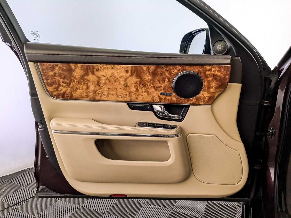 Ягуар ИксДжи б/у, 2012, Автоматическая. Фото: #16