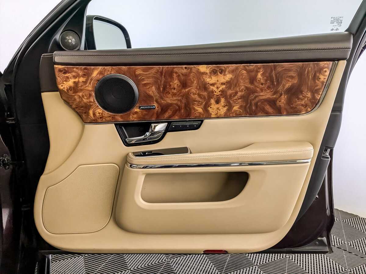 Ягуар ИксДжи б/у, 2012, Автоматическая. Фото: #23