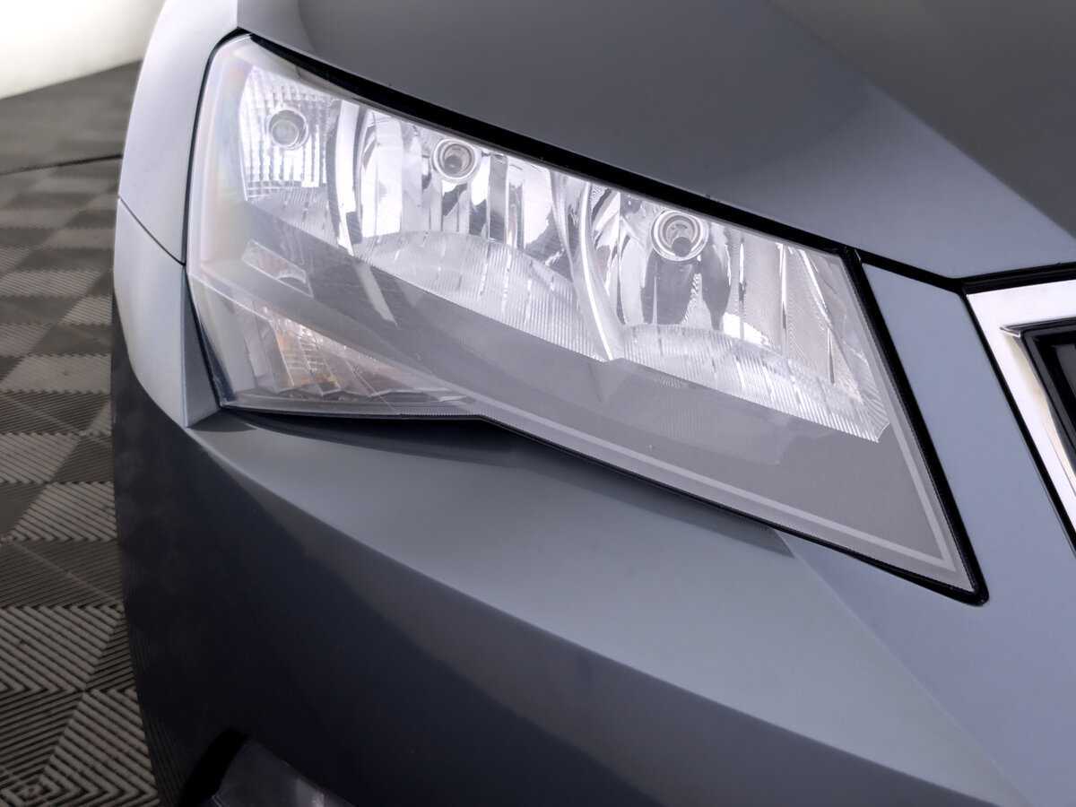 Шкода Суперб б/у, 2019, Роботизированная. Фото: #16