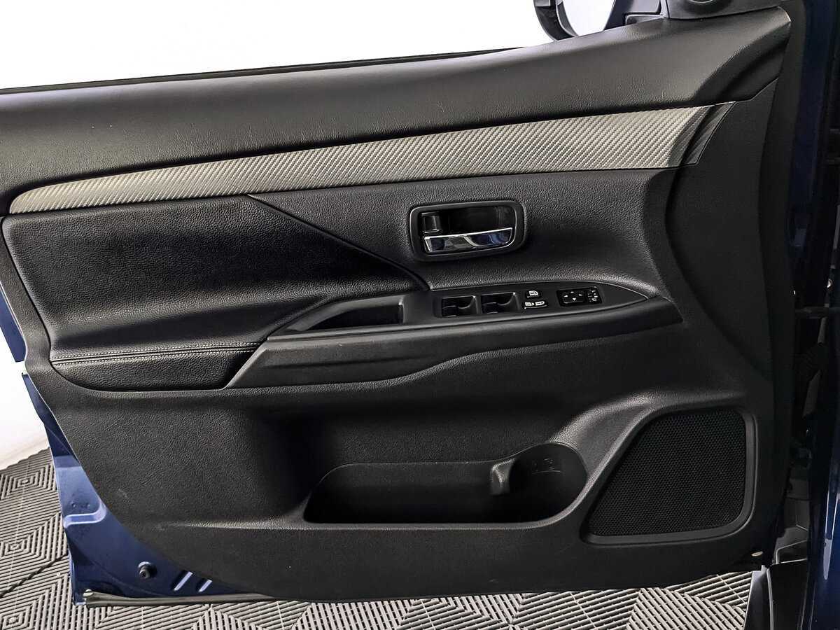 Митсубиши Оутлэндер б/у, 2014, Вариатор. Фото: #17