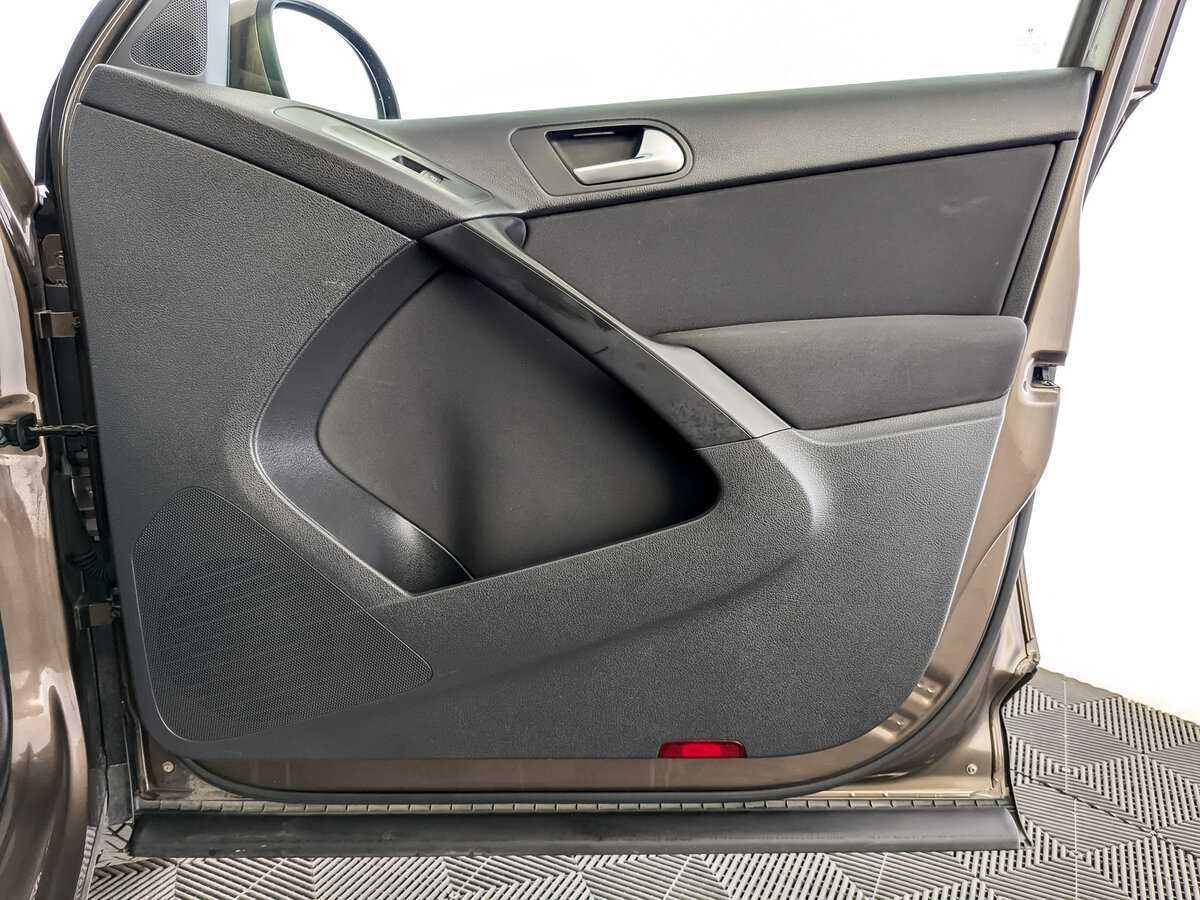 Фольксваген Тигуан б/у, 2016, Механическая. Фото: #23