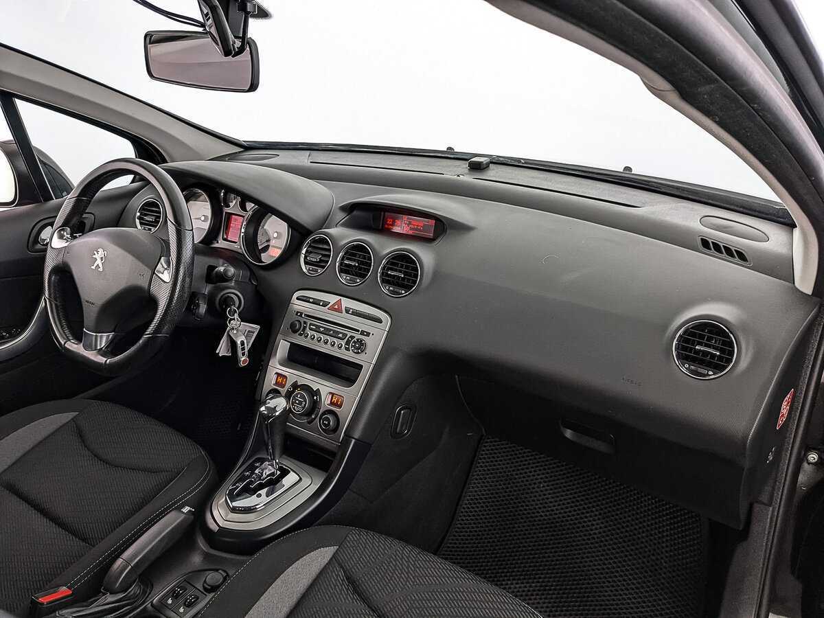 Пежо 408 б/у, 2016, Автоматическая. Фото: #10