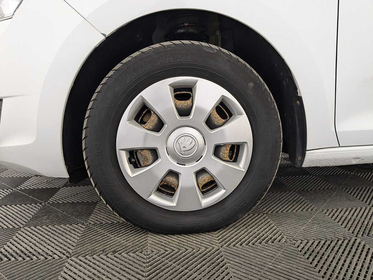 Шкода Рапид б/у, 2017, Механическая. Фото: #11