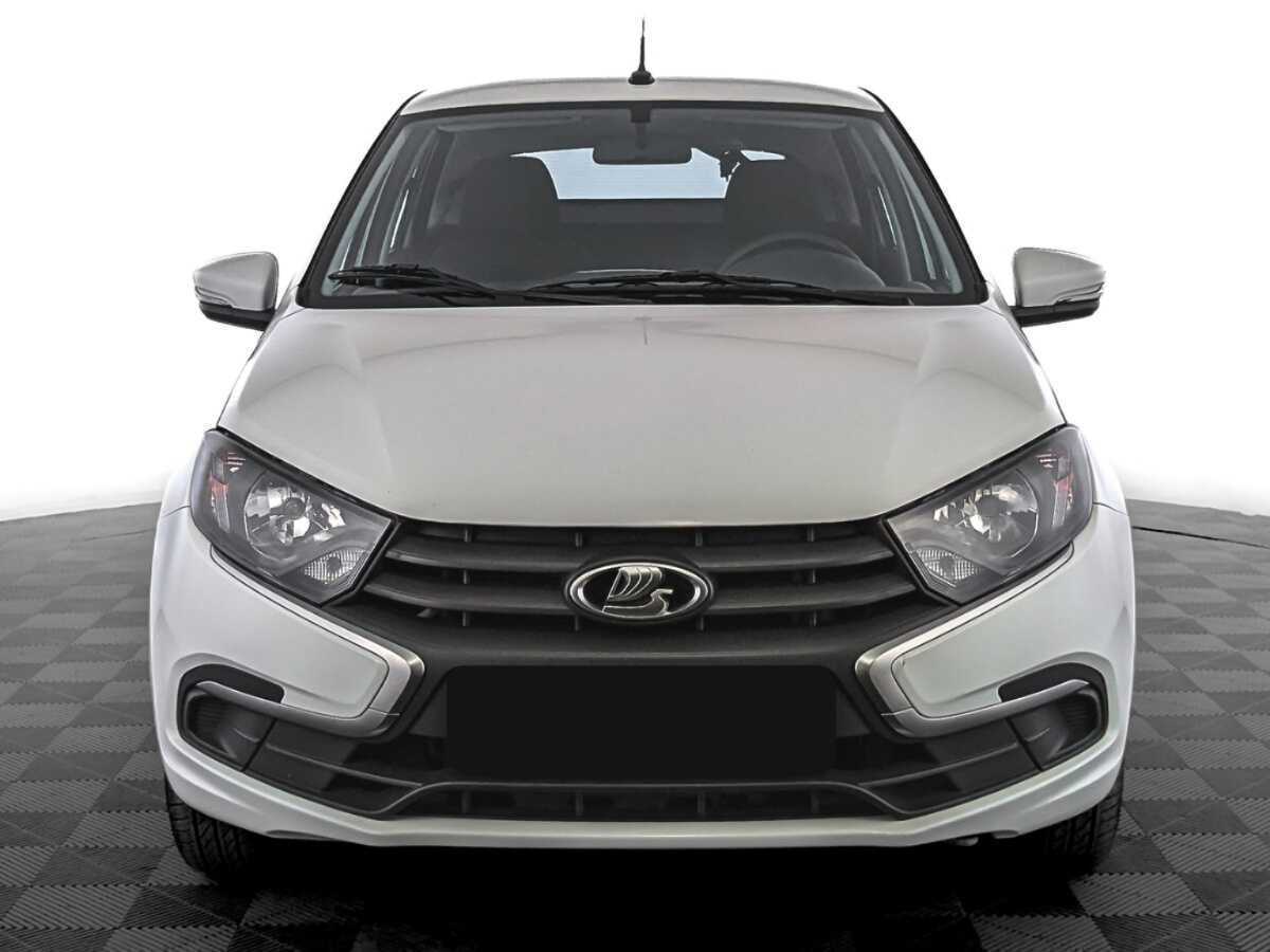 Лада (ВАЗ) Гранта б/у, 2023, Механическая. Фото: #1