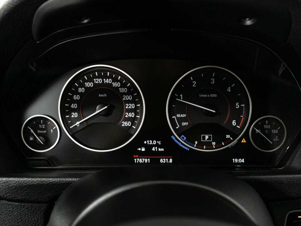 БМВ 3 серии б/у, 2016, Автоматическая. Фото: #11