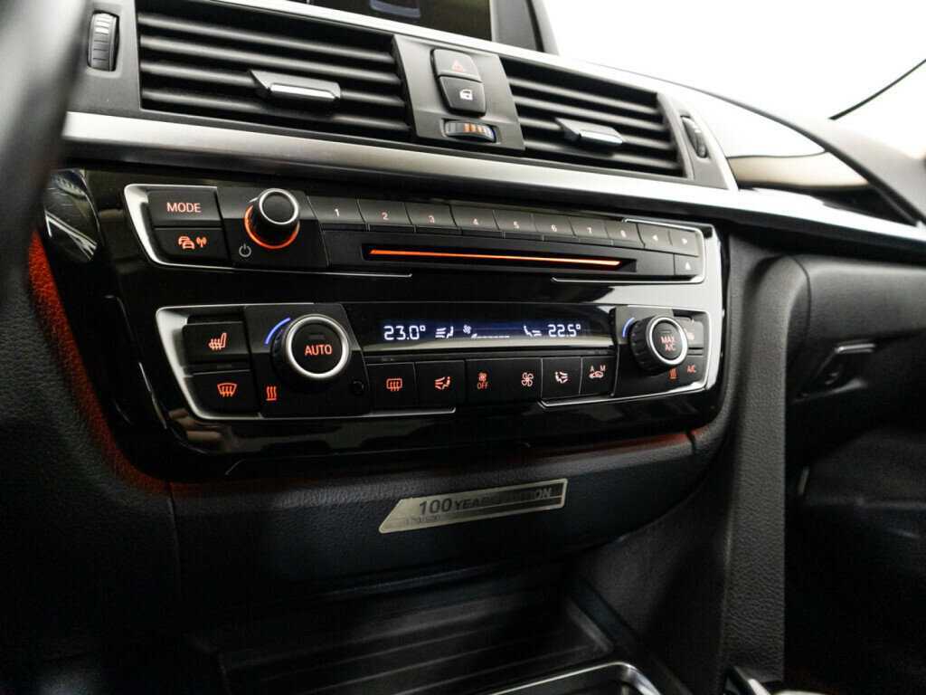 БМВ 3 серии б/у, 2016, Автоматическая. Фото: #14