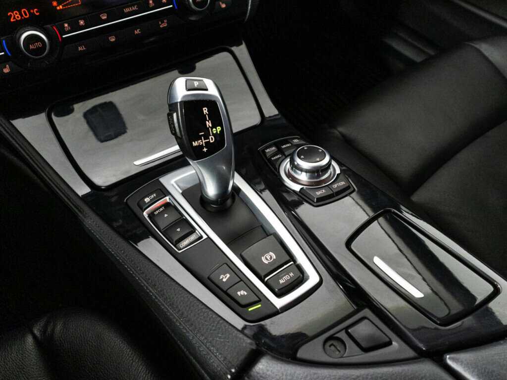 БМВ 5 серии б/у, 2013, Автоматическая. Фото: #14