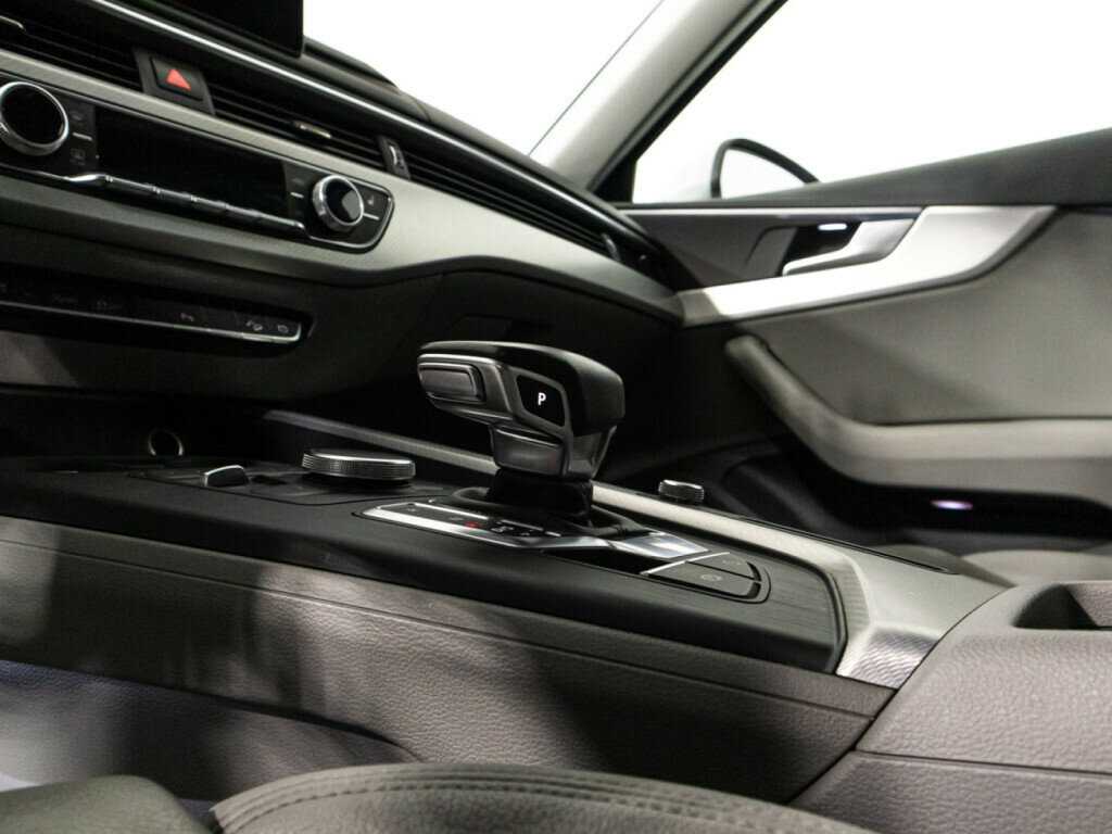 Ауди А4 б/у, 2015, Роботизированная. Фото: #18