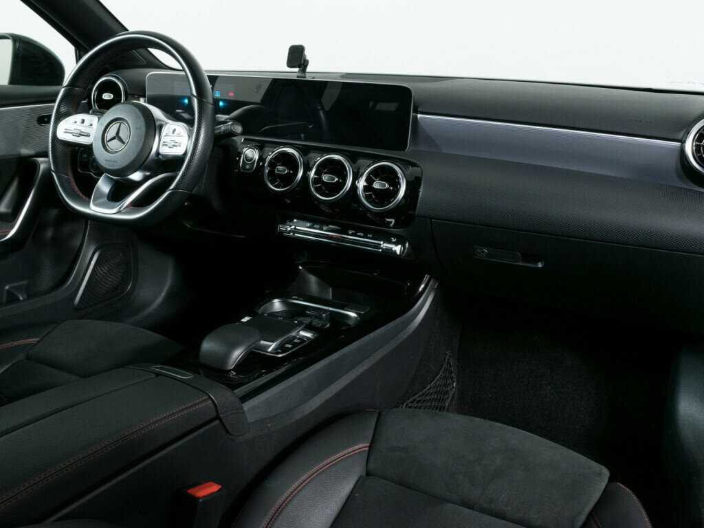 Мерседес-Бенц А-Класс б/у, 2018, Роботизированная. Фото: #7