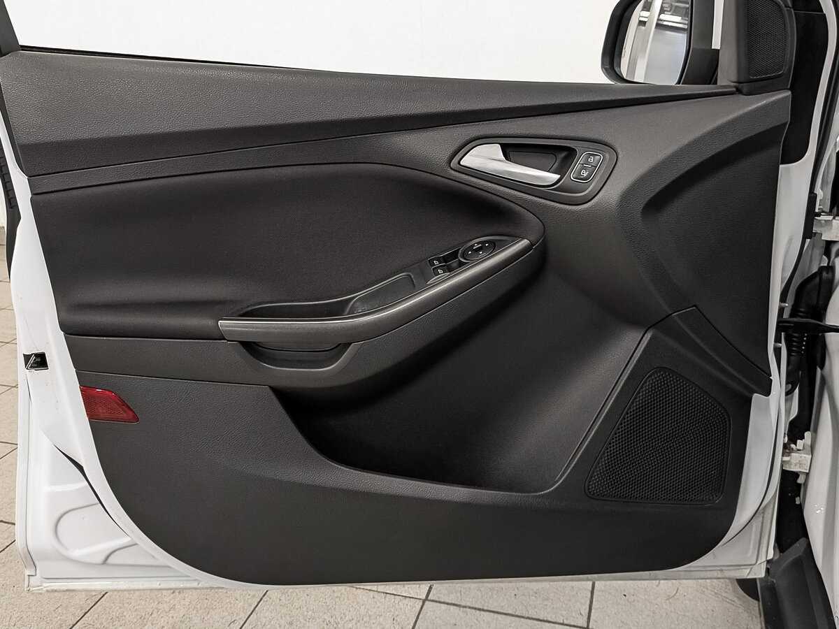 Форд Фокус б/у, 2017, Механическая. Фото: #16