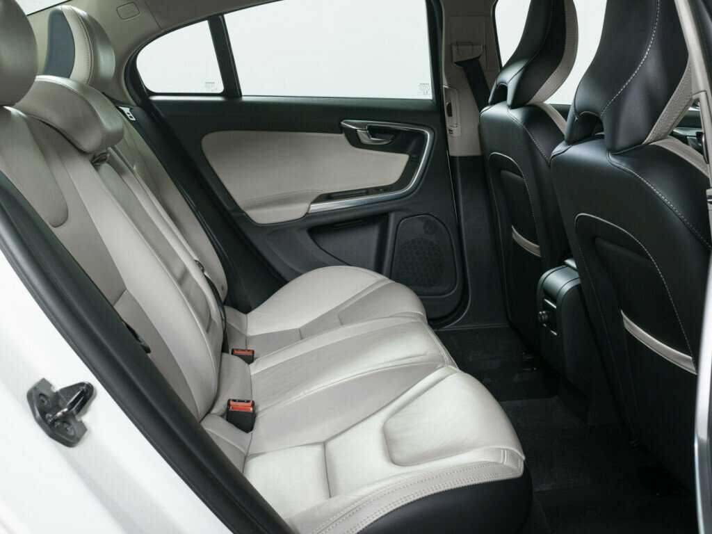 Вольво С60 б/у, 2012, Автоматическая. Фото: #8