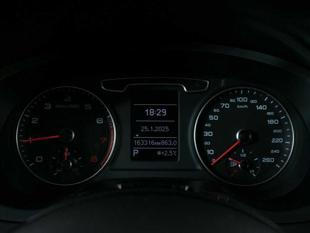 Ауди К3 б/у, 2013, Роботизированная. Фото: #9