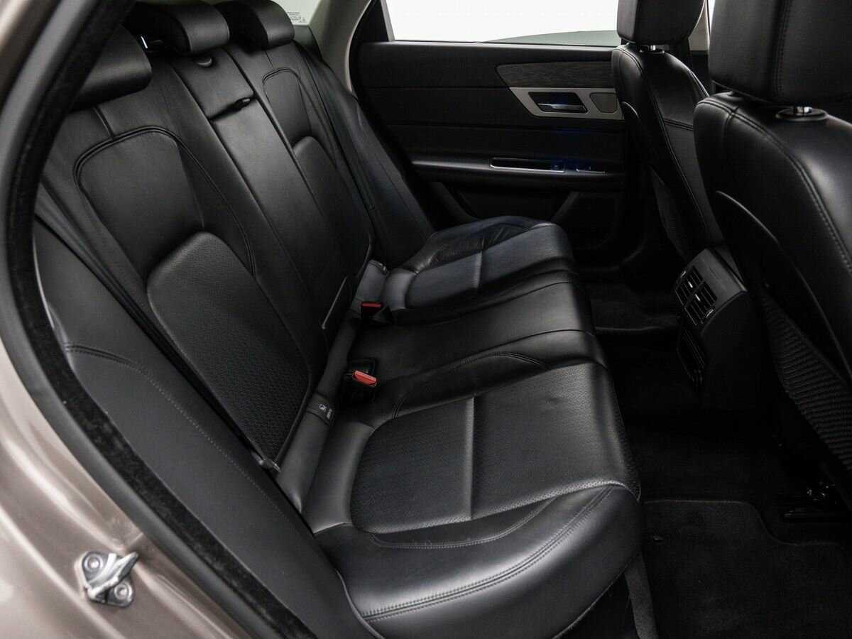 Ягуар ИксФ б/у, 2016, Автоматическая. Фото: #9