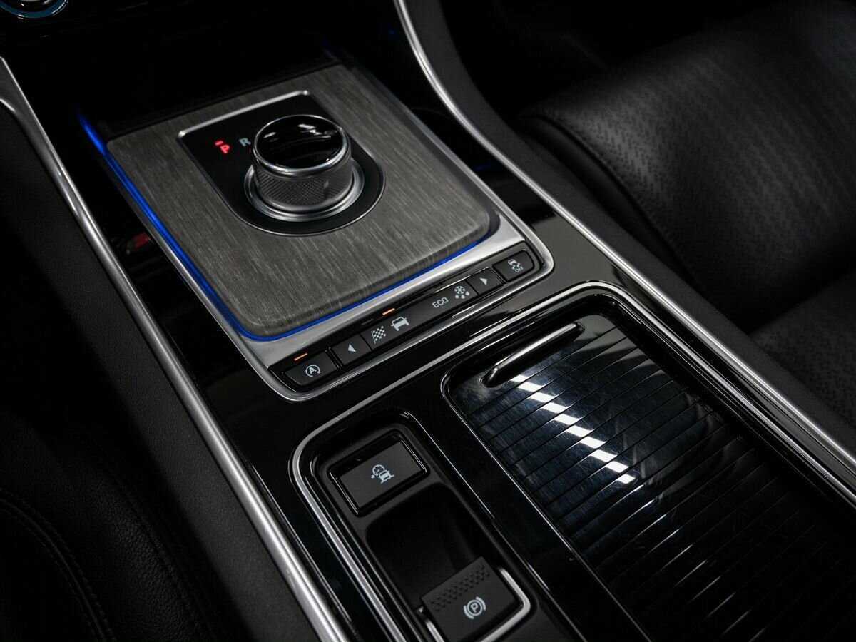 Ягуар ИксФ б/у, 2016, Автоматическая. Фото: #19