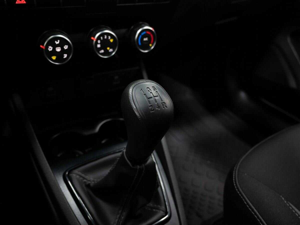 Лада (ВАЗ) Веста б/у, 2023, Механическая. Фото: #20