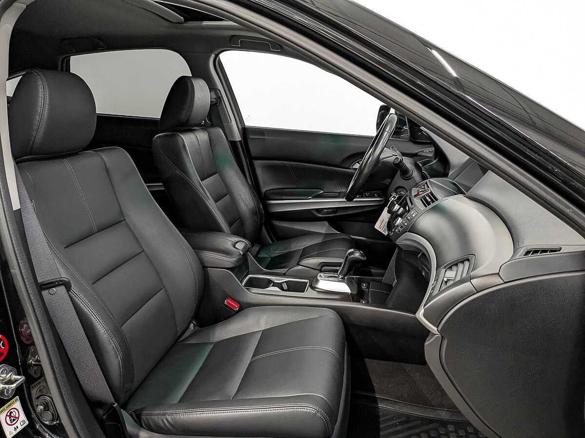 Хонда Кросстур б/у, 2014, Автоматическая. Фото: #21