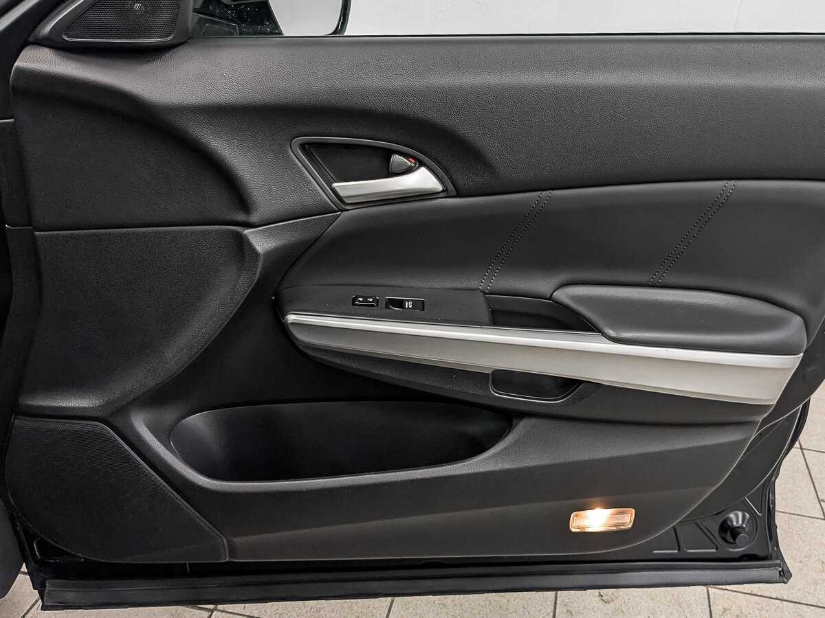 Хонда Кросстур б/у, 2014, Автоматическая. Фото: #22