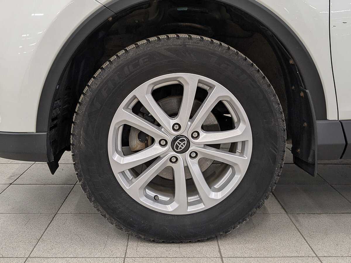 Тойота Рав4 б/у, 2017, Вариатор. Фото: #11