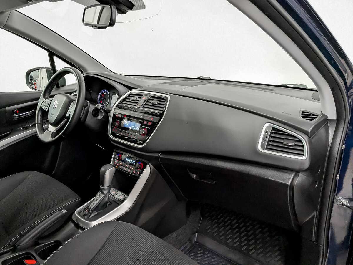 Сузуки С-Икс4 б/у, 2017, Автоматическая. Фото: #10