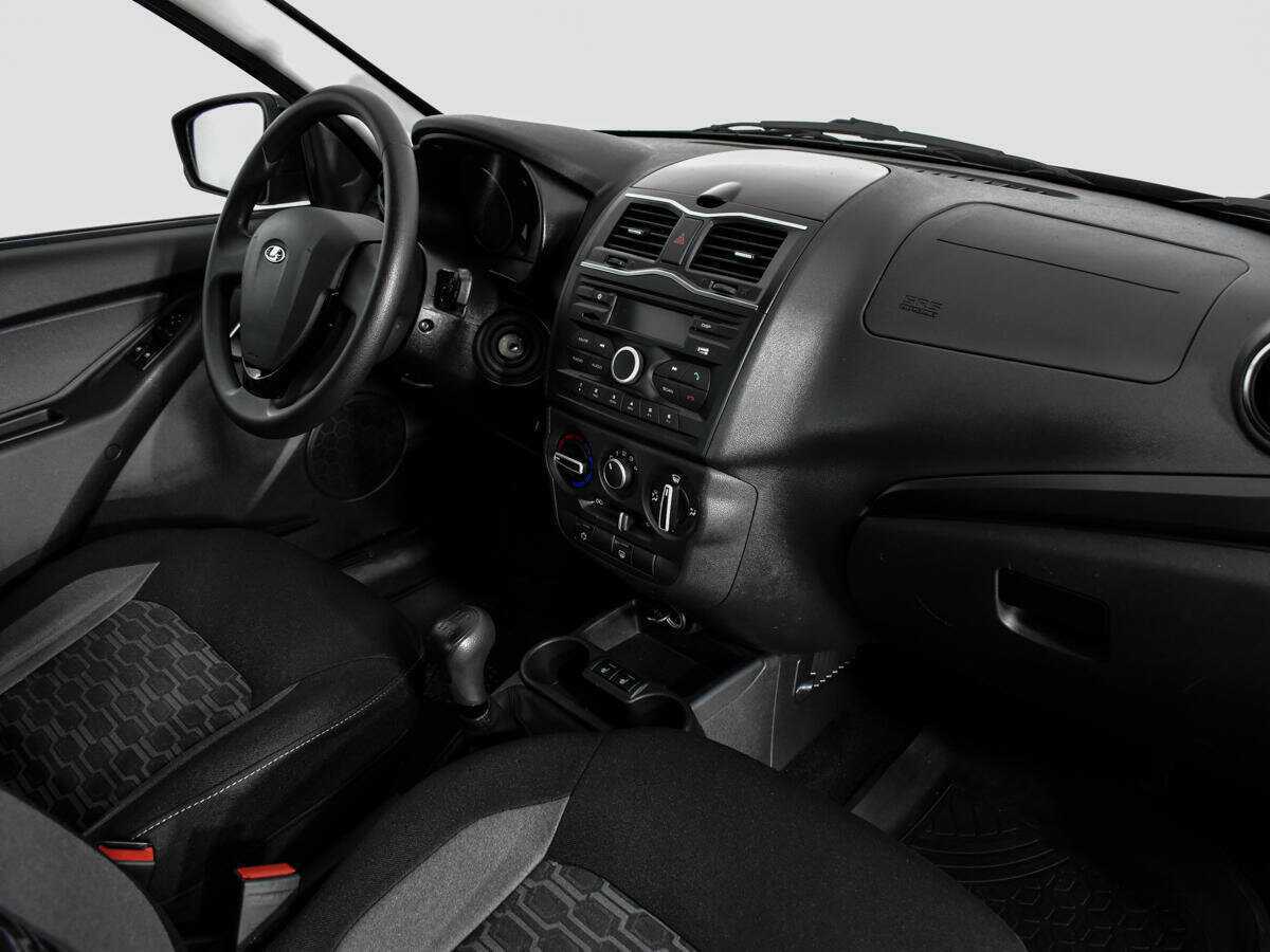 Лада (ВАЗ) Гранта б/у, 2023, Механическая. Фото: #9