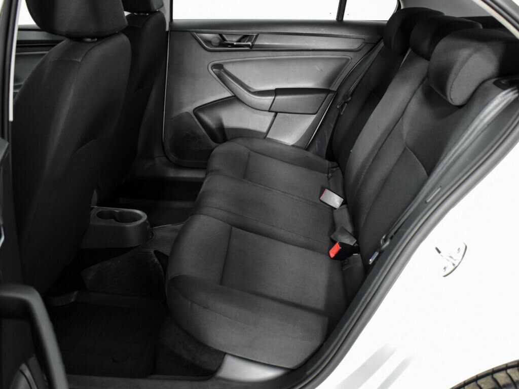 Шкода Рапид б/у, 2018, Механическая. Фото: #9