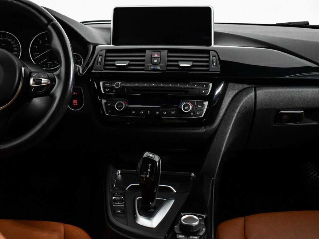 БМВ 3 серии б/у, 2017, Автоматическая. Фото: #17