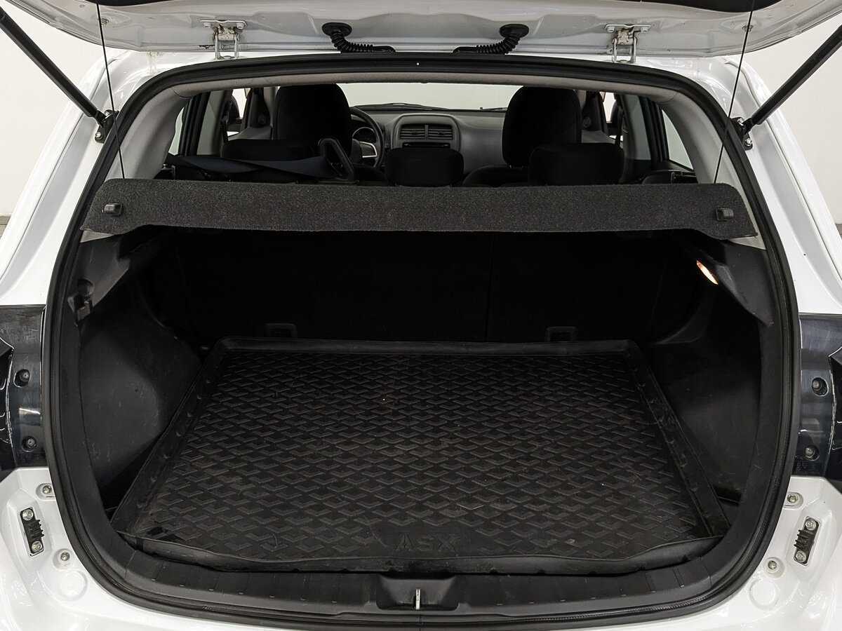 Митсубиши АС-Икс б/у, 2014, Механическая. Фото: #9