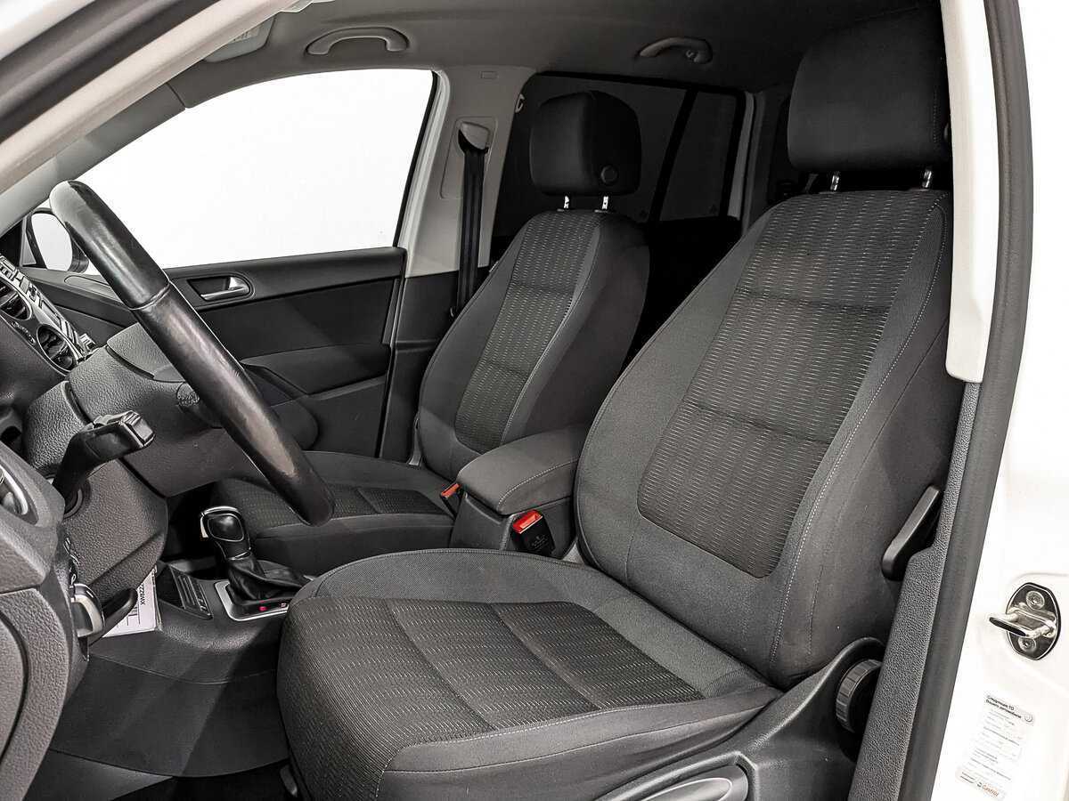 Фольксваген Тигуан б/у, 2013, Автоматическая. Фото: #17