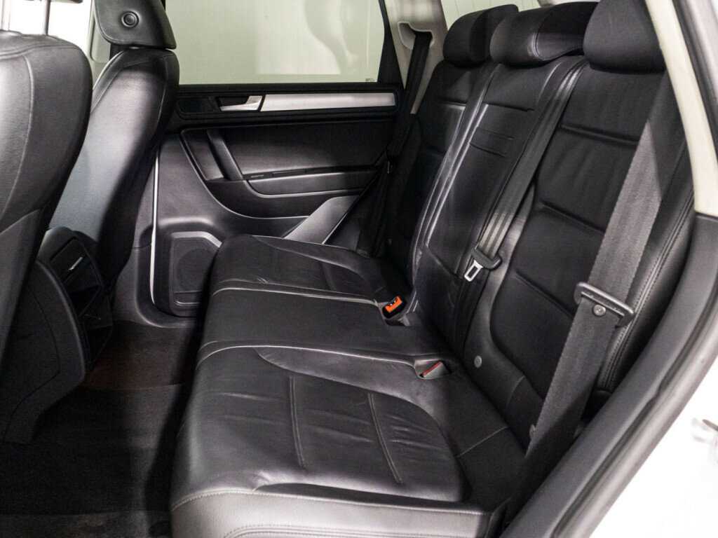 Фольксваген Туарег б/у, 2013, Автоматическая. Фото: #9