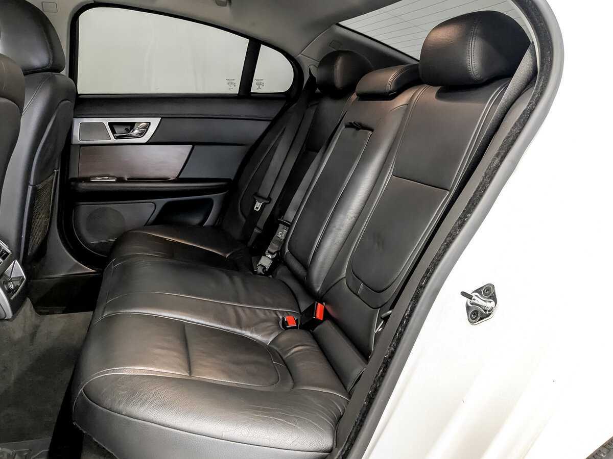 Ягуар ИксФ б/у, 2014, Автоматическая. Фото: #11