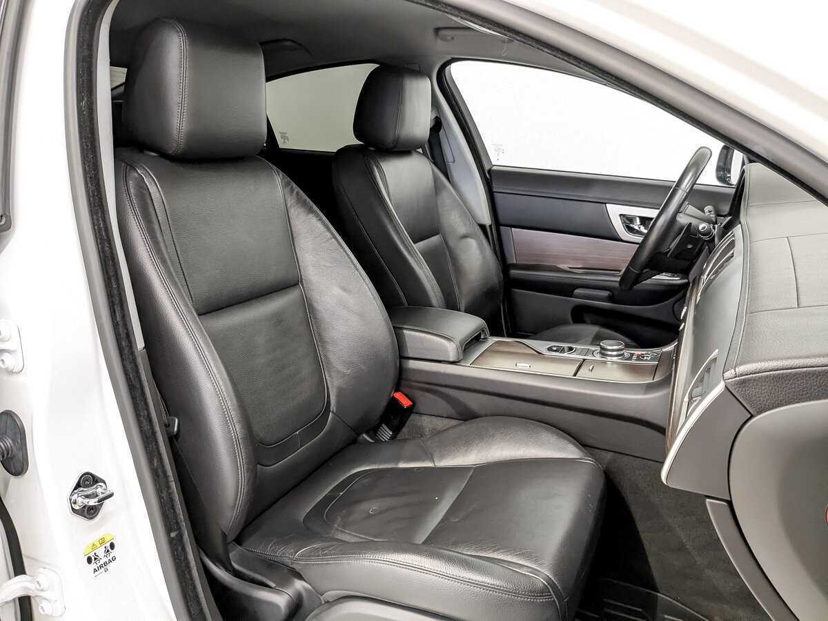 Ягуар ИксФ б/у, 2014, Автоматическая. Фото: #22