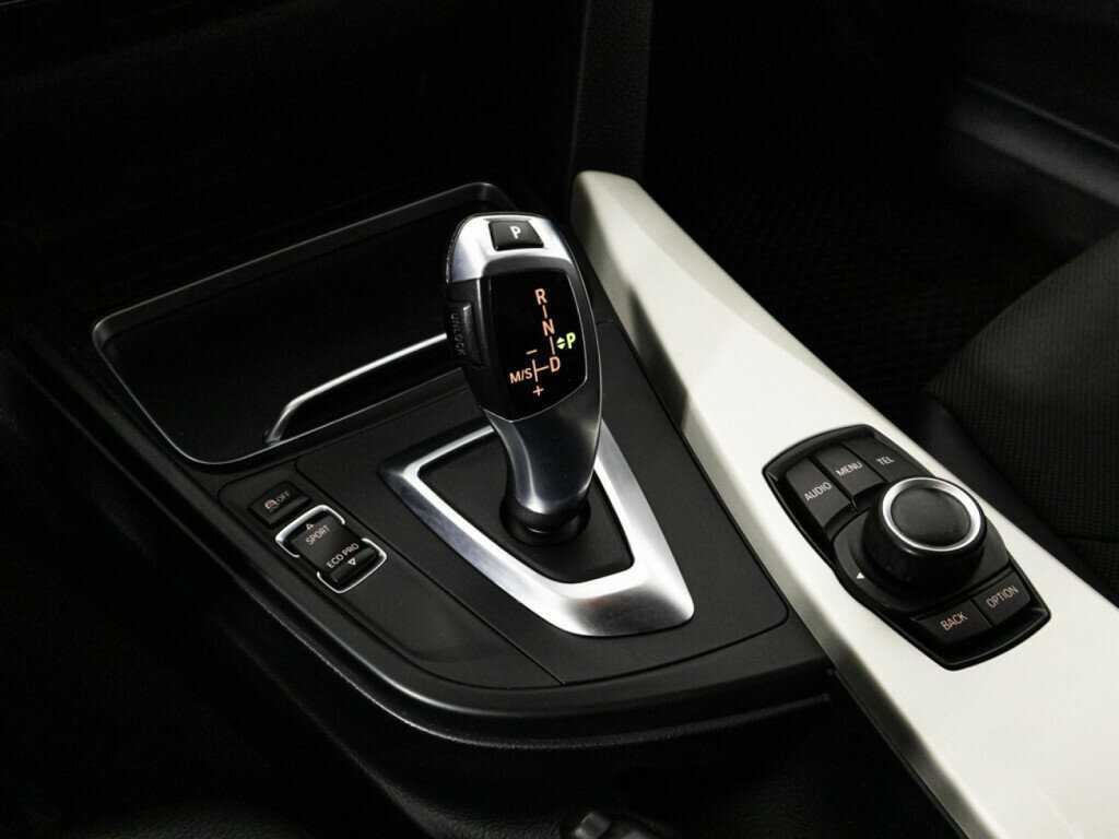 БМВ 3 серии б/у, 2016, Автоматическая. Фото: #15