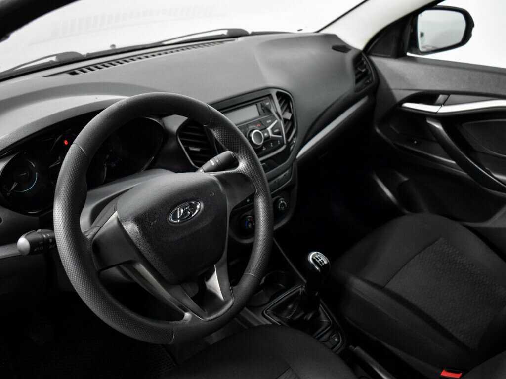 Лада (ВАЗ) Веста б/у, 2017, Механическая. Фото: #8