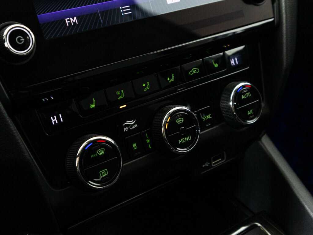 Шкода Октавия б/у, 2018, Роботизированная. Фото: #14