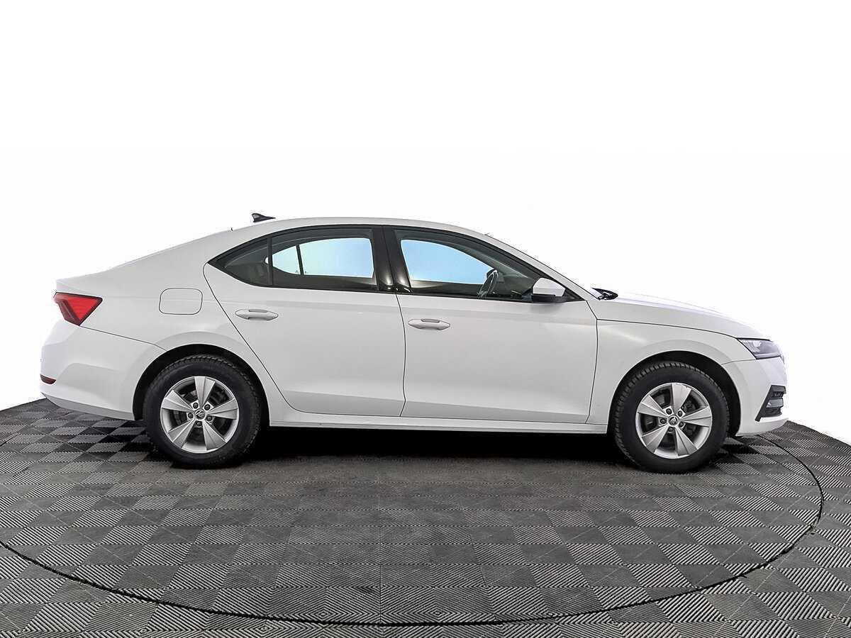 Шкода Октавия б/у, 2021, Автоматическая. Фото: #3