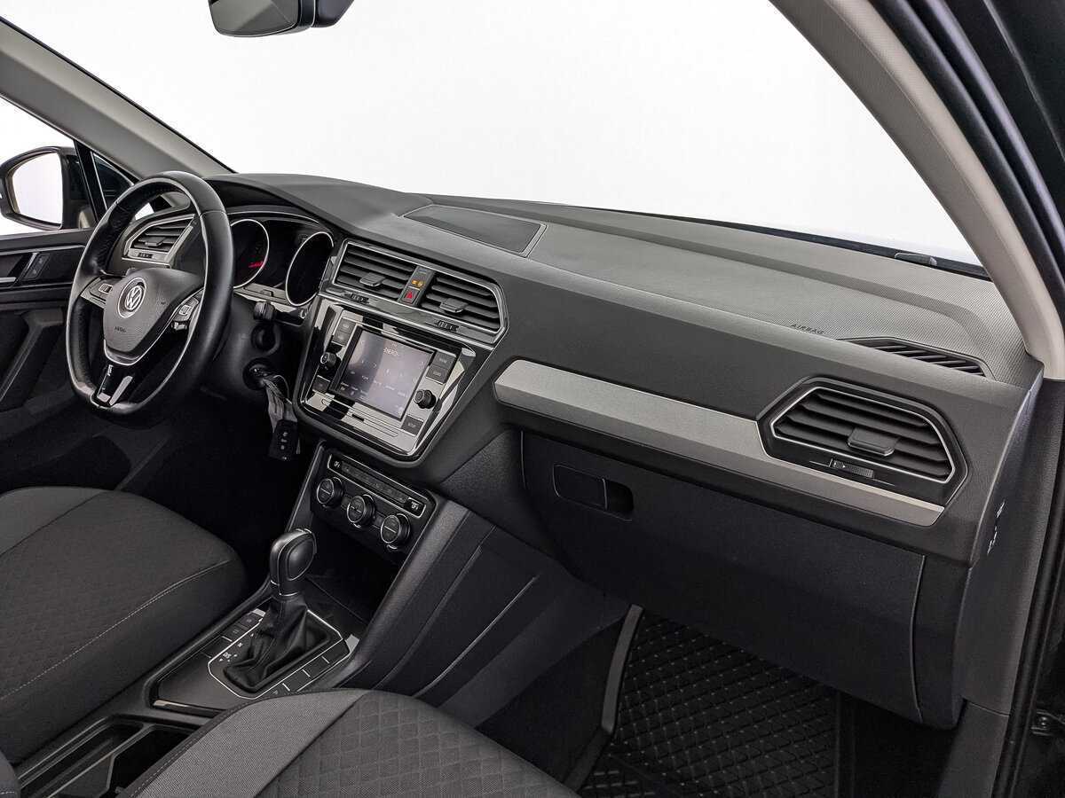 Фольксваген Тигуан б/у, 2018, Роботизированная. Фото: #10