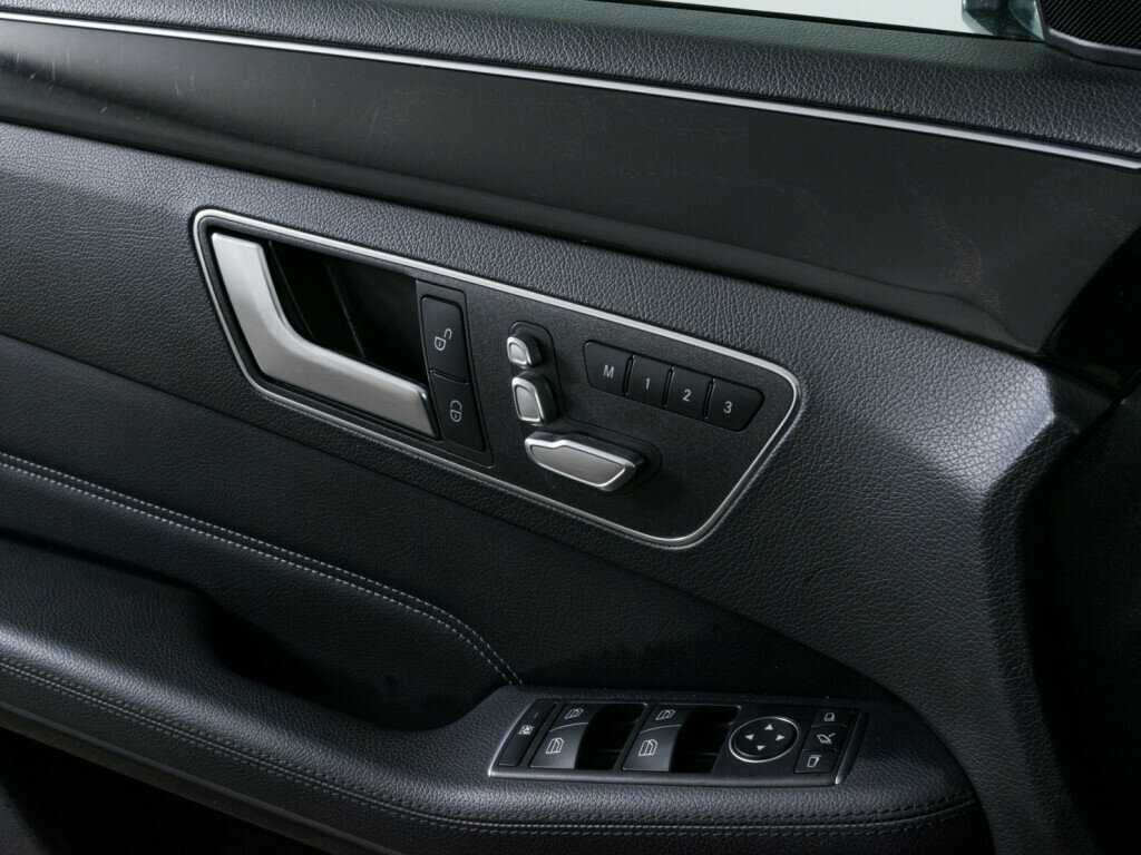 Мерседес-Бенц Е-Класс б/у, 2014, Автоматическая. Фото: #12