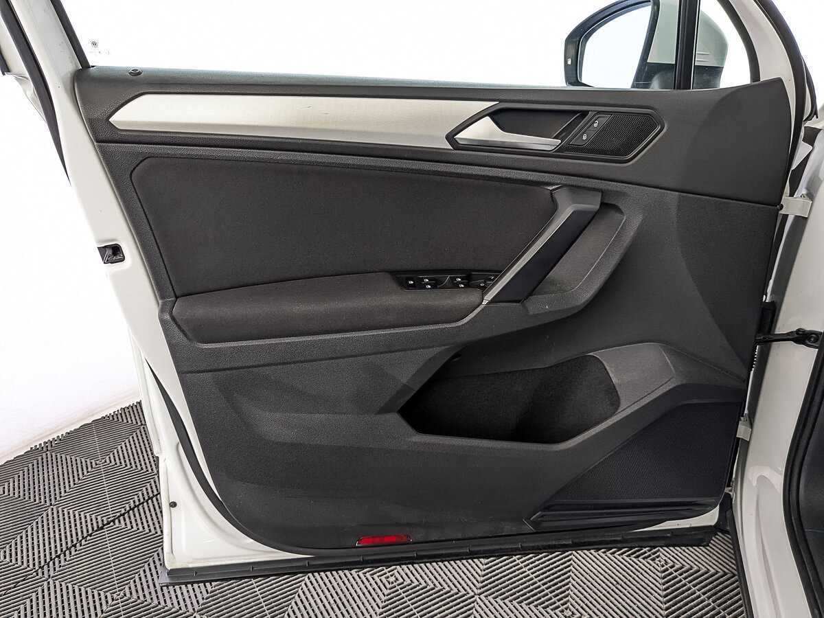 Фольксваген Тигуан б/у, 2018, Роботизированная. Фото: #16