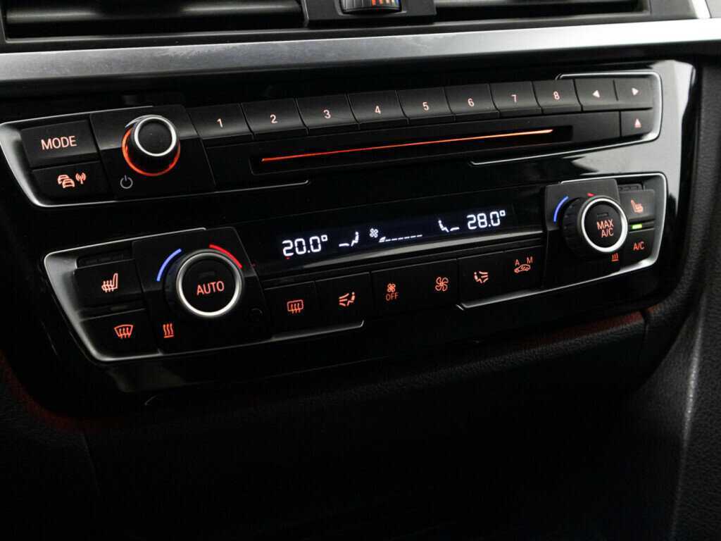 БМВ 3 серии б/у, 2016, Автоматическая. Фото: #17