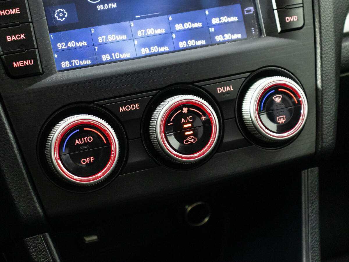 Субару ИксВи б/у, 2014, Вариатор. Фото: #17