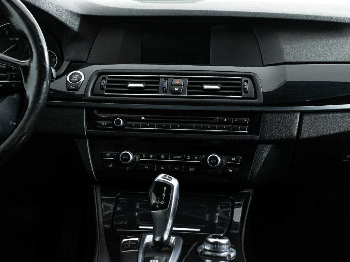 БМВ 5 серии б/у, 2012, Автоматическая. Фото: #13