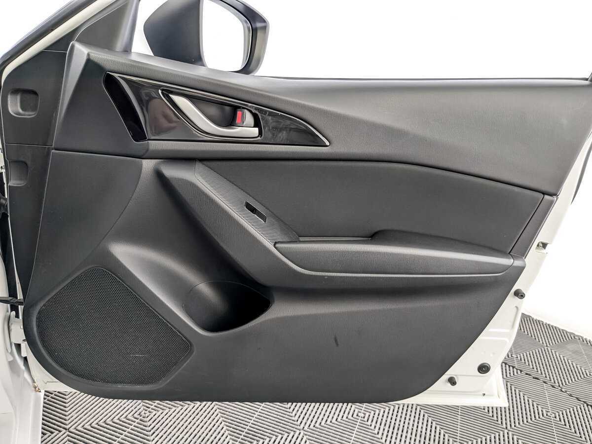 Мазда 3 б/у, 2015, Автоматическая. Фото: #23