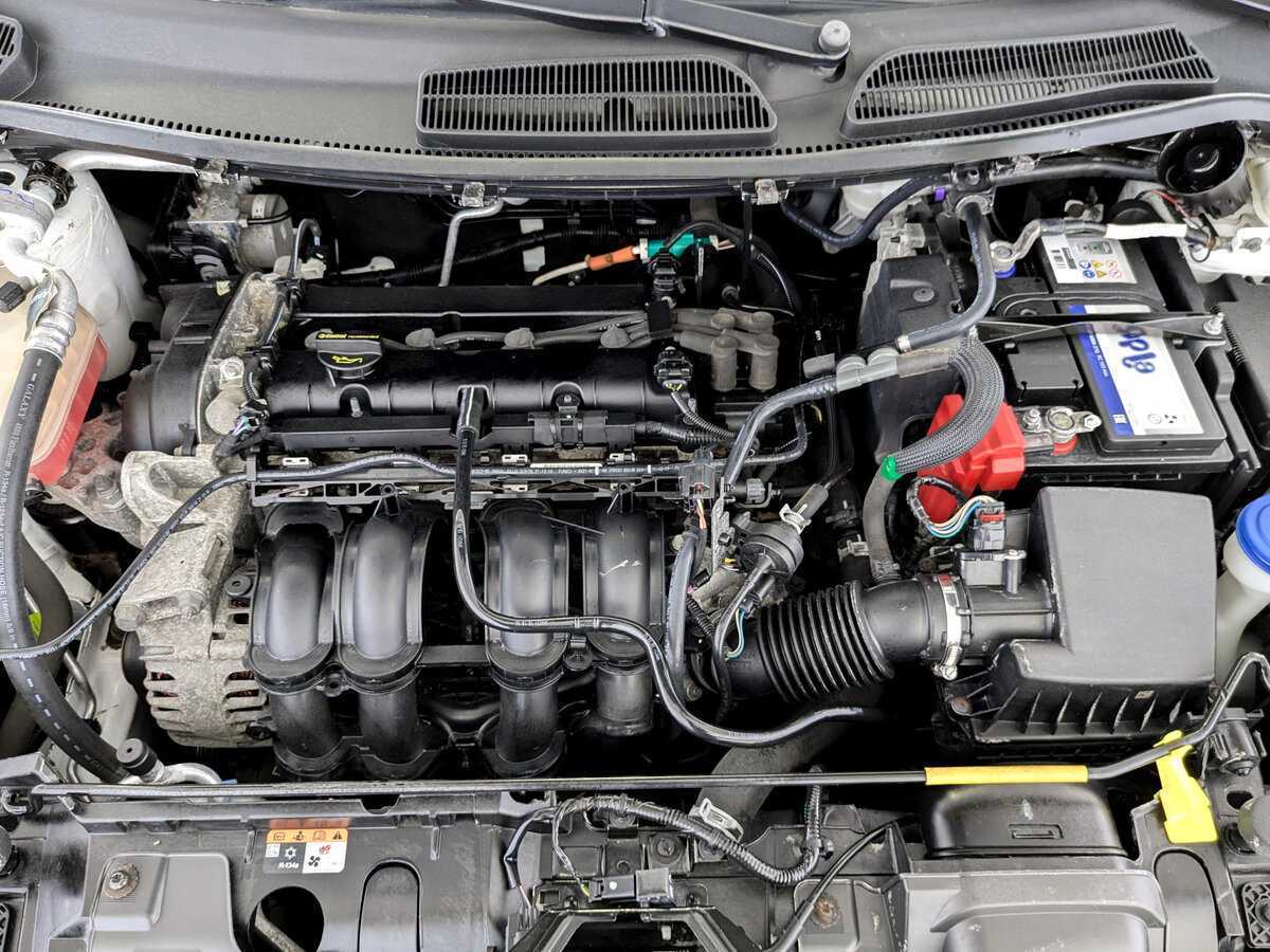 Форд Фиеста б/у, 2017, Роботизированная. Фото: #8