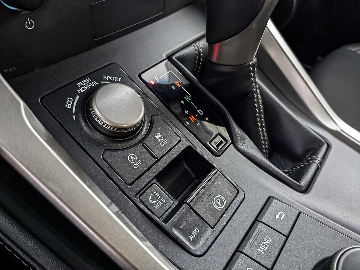 Лексус Н-Икс б/у, 2017, Вариатор. Фото: #25