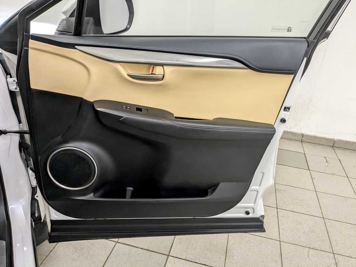 Лексус Н-Икс б/у, 2016, Вариатор. Фото: #22