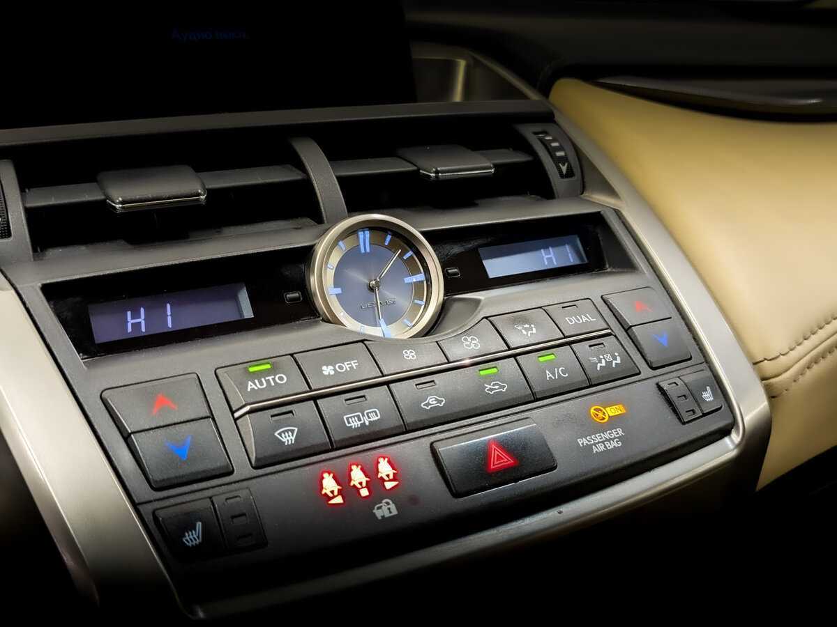 Лексус Н-Икс б/у, 2016, Вариатор. Фото: #23