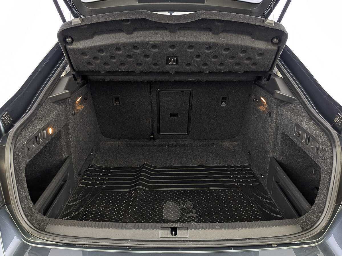 Шкода Суперб б/у, 2019, Роботизированная. Фото: #9