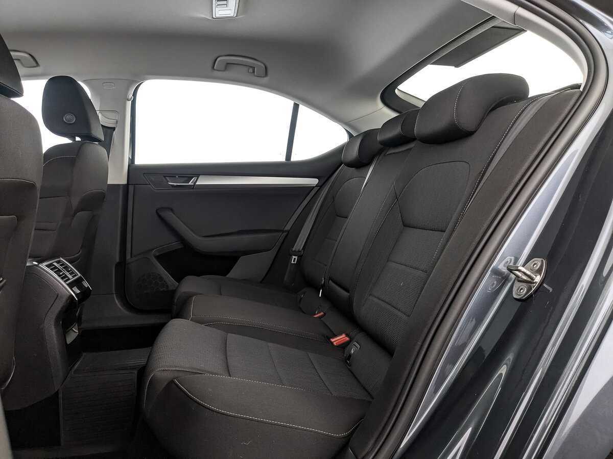 Шкода Суперб б/у, 2019, Роботизированная. Фото: #17