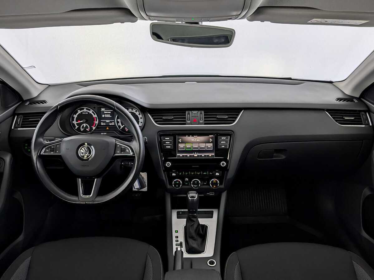 Шкода Октавия б/у, 2018, Автоматическая. Фото: #13