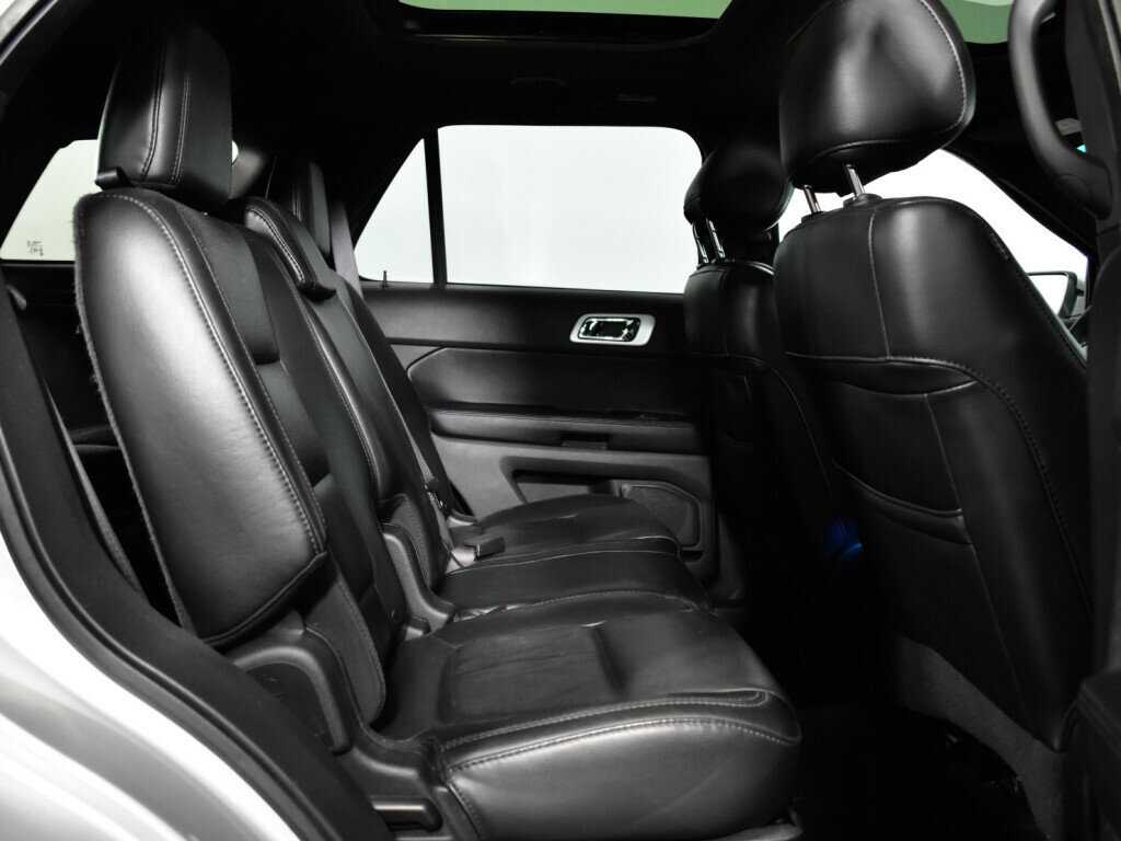 Форд Експлорер б/у, 2014, Автоматическая. Фото: #9